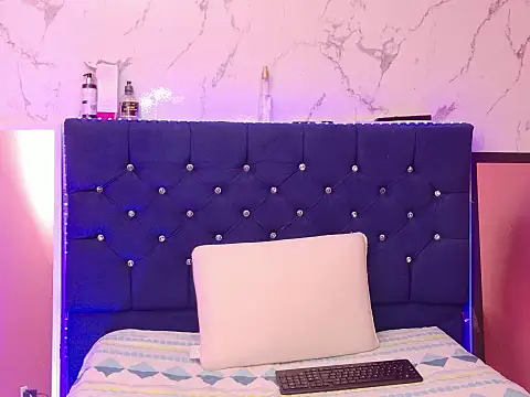 Dakotaa_Johnson webcam