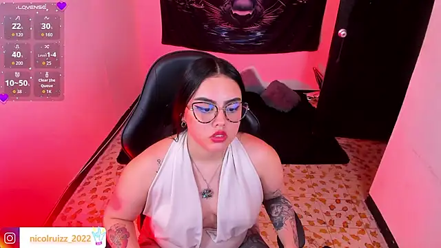 Nicolle_Ruizz webcam
