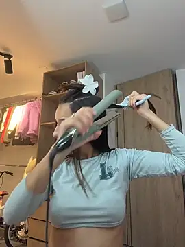 Sofia18_pinkk live cam