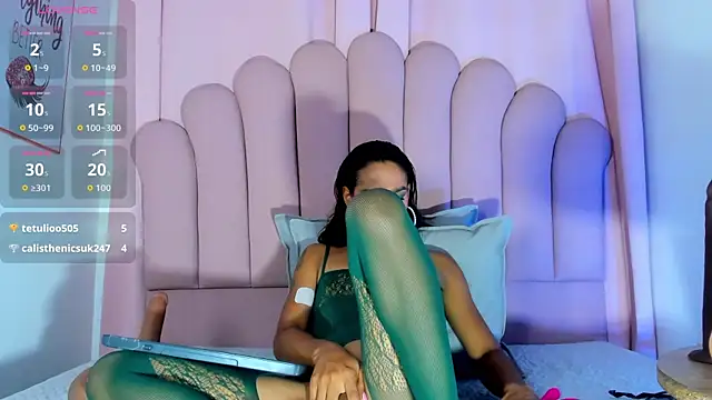 NicoleMadrird live sex cam