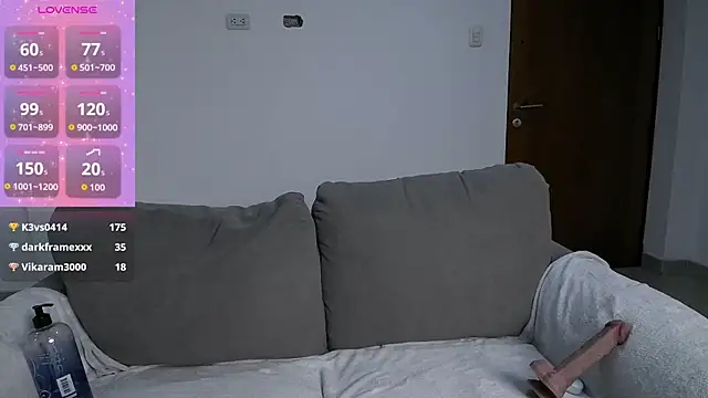 petite_paola