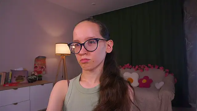 BettyBrowni live webcam