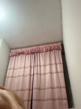 LatinDoll8 live webcam show