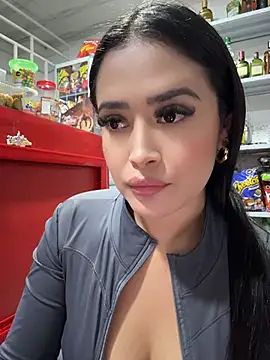 Sara_fun live webcam show