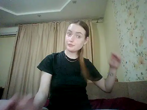 Lisanta live webcam show