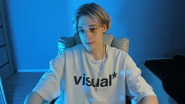 zane_steele (M twink) - full naked💘