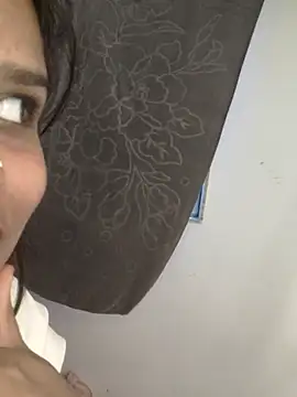Sexy_b_1 live webcam show