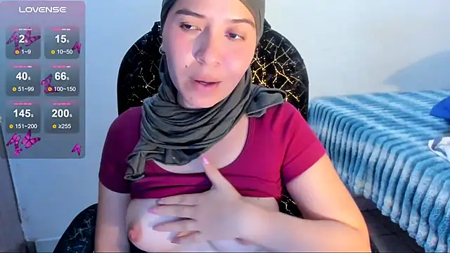 MatchedEyebrow live webcam show