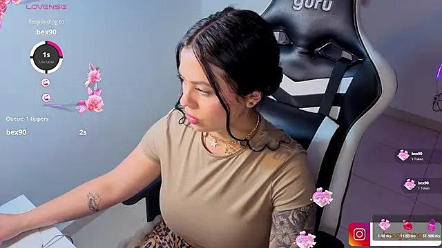 victoryyy_ - Victoryyy_'s free webcam - UK Sex Cams