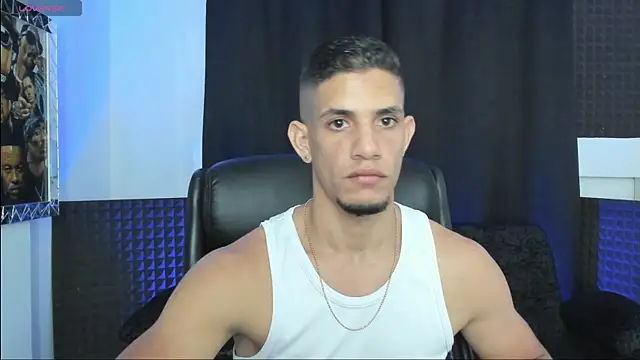 jhonnysnow17 - Jhonnysnow17's free webcam - UK Sex Cams