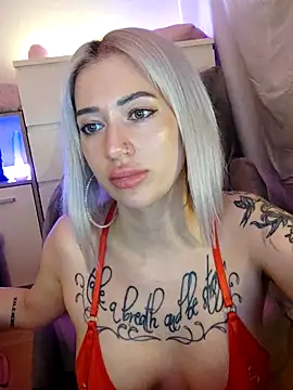 Gina-Lumara live webcam show