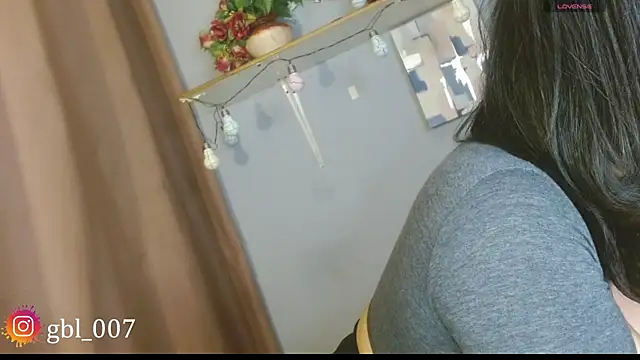 gaby_sant webcam