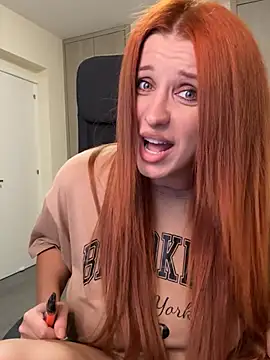 RoxxyDallas live webcam show