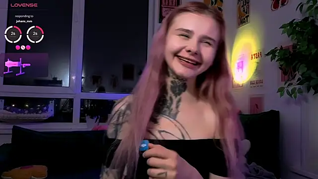 Britney_Lynch webcam