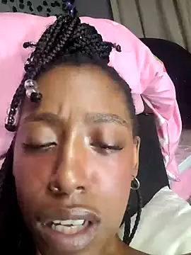 02Boitybaby webcam