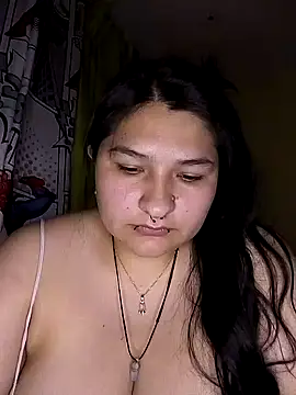 LauraHorny69