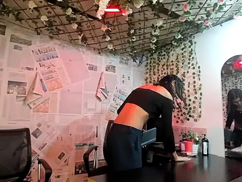 DAHNE_HOT_
