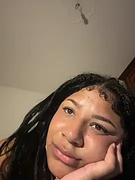 sashaliciosa_ (F young) - Play whit toy in my pussy