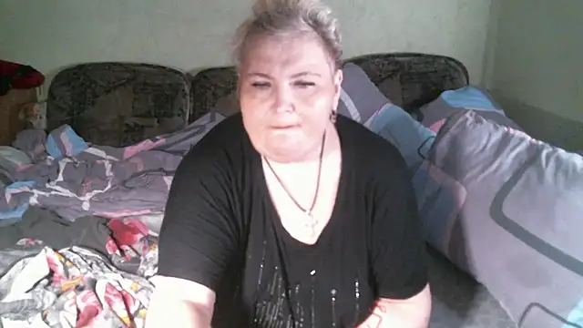 Lana555 live cam on StripChat