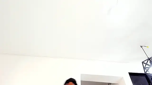 BennBrown live cam on StripChat