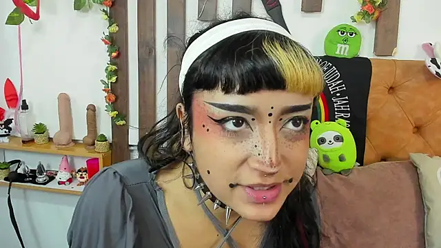 MeowMota_ webcam