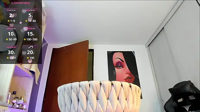 REAL_SCARLETBRIGHT webcam