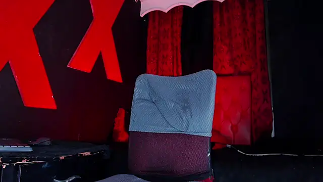 abrilbigcock webcam