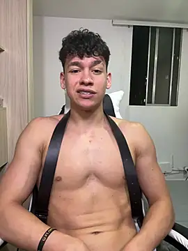 luke_muscle (M twink) - Make me Cum!!
