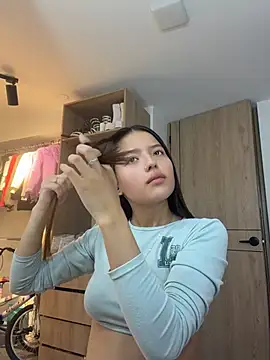 Sofia18_pinkk live cam