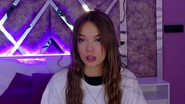 AmmyJones_ webcam