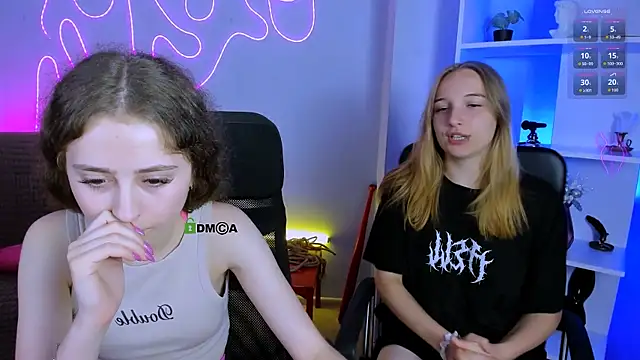 rebecca_smile webcam