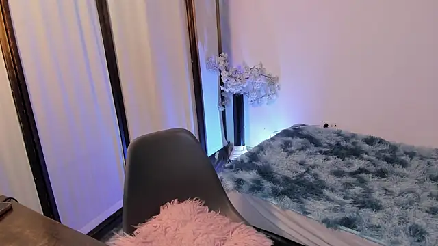 Krystalowenn webcam