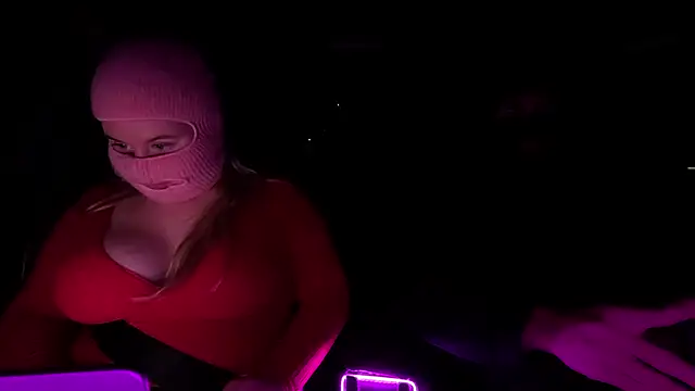 UnknownLovers live sex cam