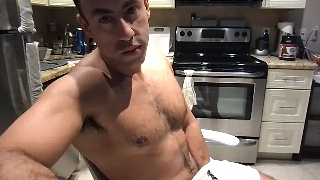 BigGuyMuscle live cam on StripChat