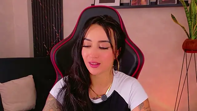 EmmyEvans1 webcam