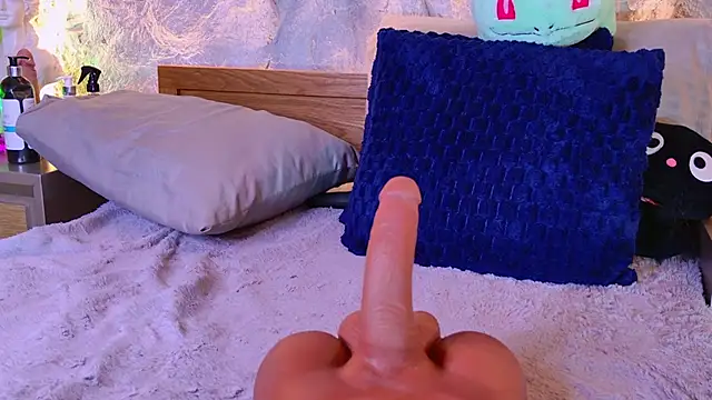 bella_mush webcam