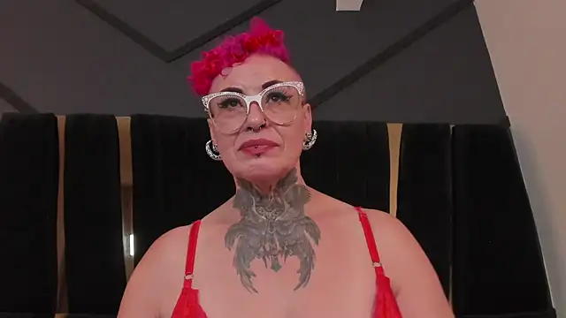 mistress_sandy - Mistress_sandy's free webcam - UK Sex Cams
