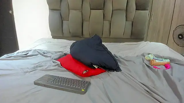 NicolCastillo19 webcam