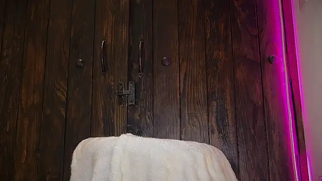 mcklister_kinky_feets webcam