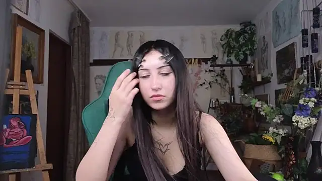 EffieMeowley webcam