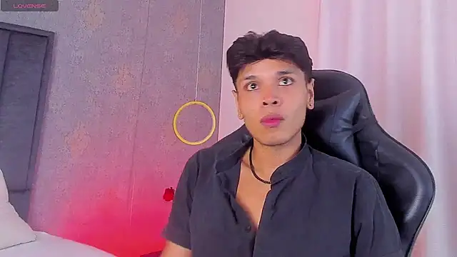 Alejandroo_Montenegro webcam