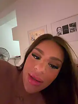 BellaaVixen live webcam show