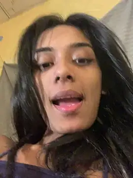 Serah201 live webcam show