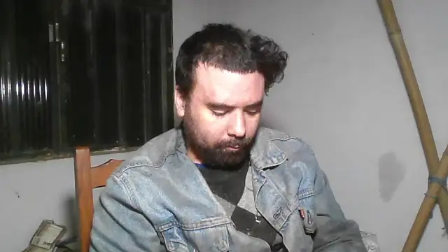 Smoker_lounge live webcam show