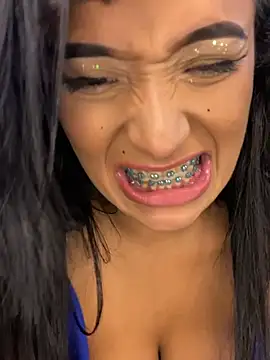 SaharQamar live webcam show