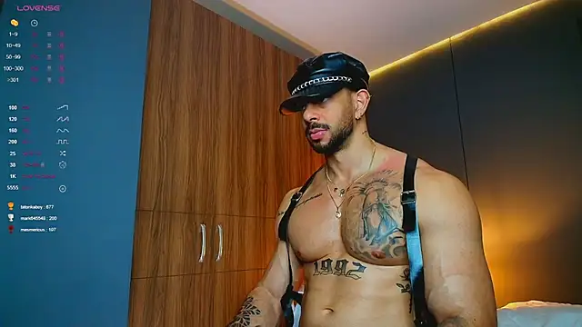 massimo_visconti live webcam show