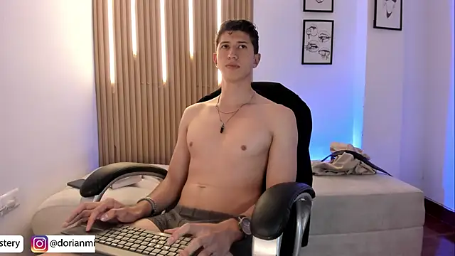 Dorianmistery2322_ webcam