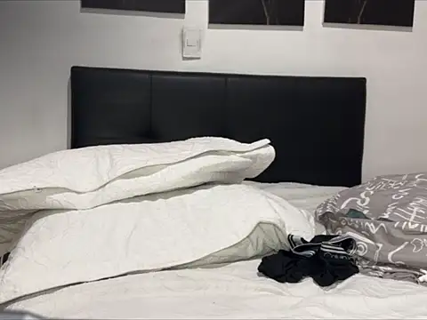 Tellmejack_ webcam