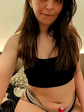 MelinaMoon webcam