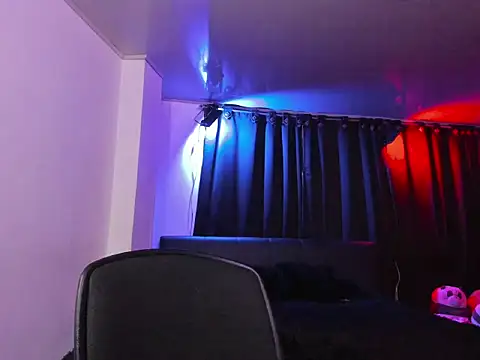 nataliasweet98 live cam on StripChat